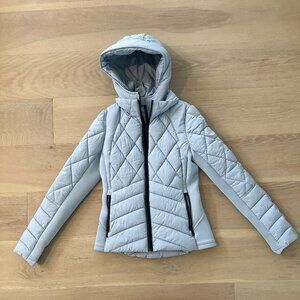 Bernardo Puffer Jacket with Removable Bib & Hood, Frost Grey, XS.